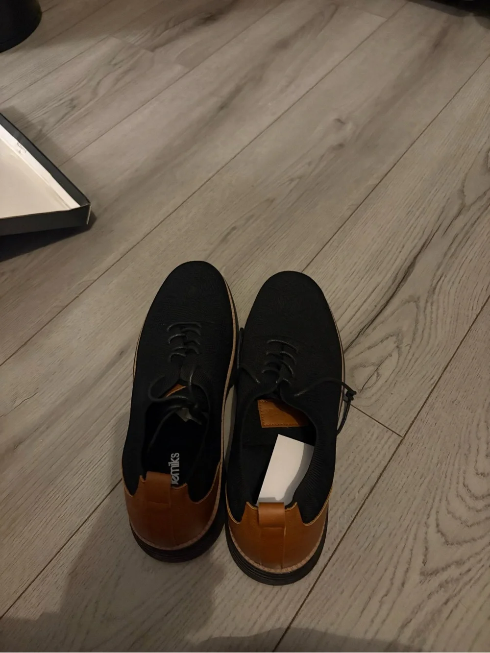 Akademiks Men's Black Knit Lace-Up Shoes with Brown Accents